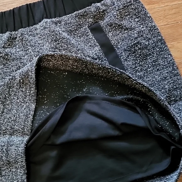 VINTAGE ANNE TAYLOR LOFT BRAND MULTIFUNCTIONAL MINI skirt size medium - Picture 9 of 10